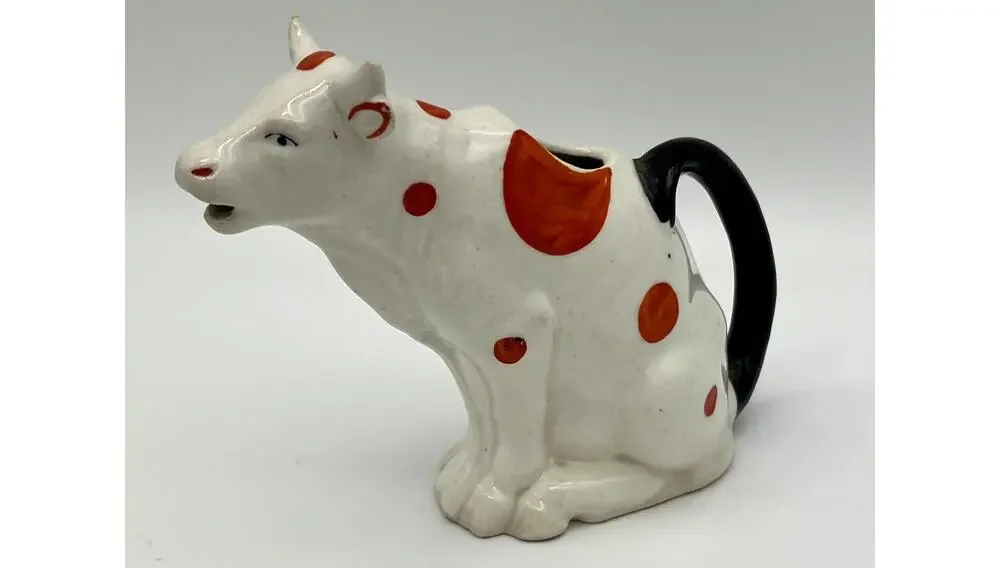 Vtg MCM Farmhouse Ceramic White w/ Orange Spots Cow Kitchen Creamer Serveware